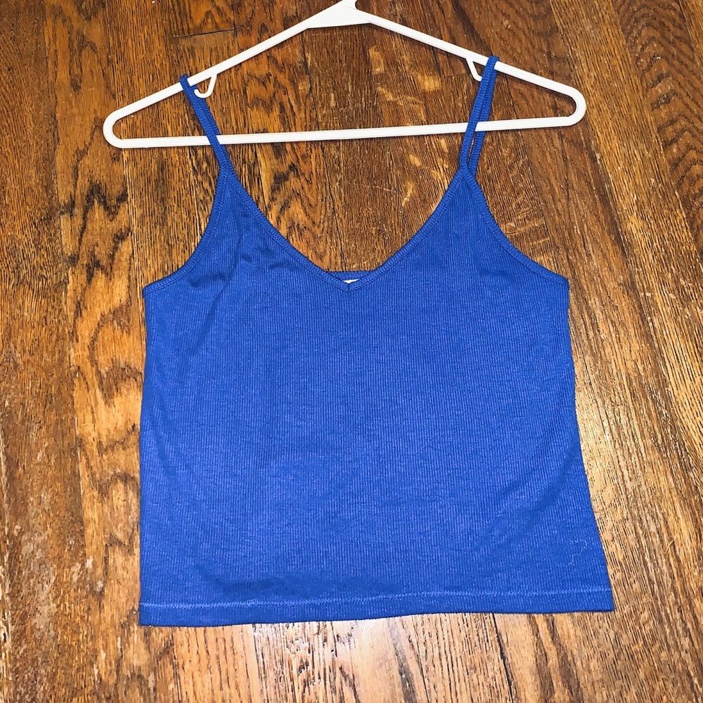 Cropped Tanktop - Picture 2 of 3